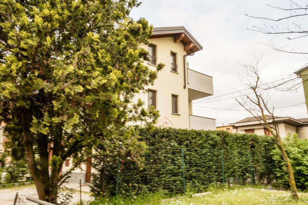 Bed And Breakfast Linate Peschiera Borromeo Ngoại thất bức ảnh